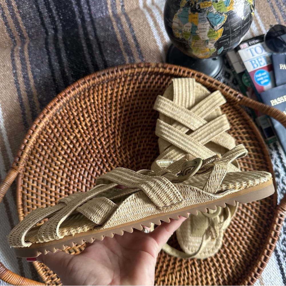 FARM RIO Raffia Woven Tan Vegan Zig Zag Boho Fisherman Sandal Size 12 - Picture 11 of 13